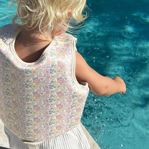 SUNNYLiFE Swim Vest, 1-2 Years, Into The Garden Ditsy Floral, EPE/Natural Rubber/Polyester, 13.39x12.6x1.77 Inches, 1.27 lbs in Saudi Arabia