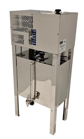 جهاز تقطير المياه المنزلي الأوتوماتيكي الدقيق - ينتج 8 جالون يوميًا مع خزان احتياطي سعة 8 جالون - عنصر تسخين من الفولاذ المقاوم للصدأ وصنبور مياه نقي على خزان التخزين - طراز البحيرة in Kuwait