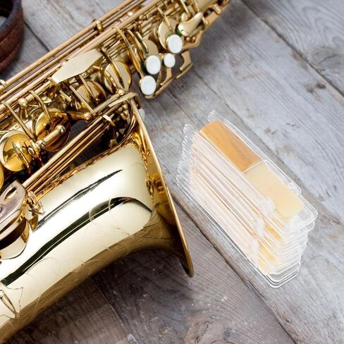 30pcs B-flat Soprano Saxophone Reeds Strength 2.5 Hard Natural Cane Material Jazz and Classical Musician Reed Set for Beginner and Professional Use in Saudi Arabia