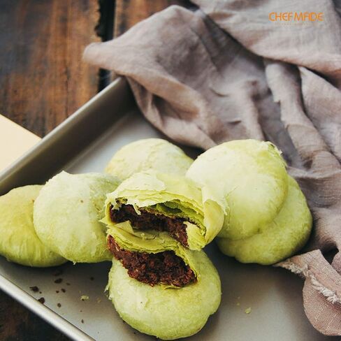 CHEFMADE 17-Inch Baking Sheet Pan, Non-Stick Carbon Steel Rimmed Cookie Sheet Pan for Oven Roasting Meat Bread Jelly Roll Battenberg Pizzas Pastries 12.8" x 17.7" x 1.1"(Champagne Gold) in Kuwait