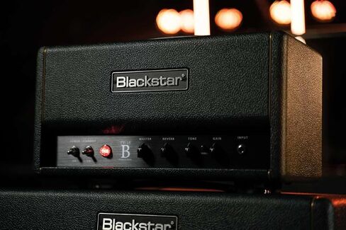 رأس مضخم صوت Blackstar TV-10 B بقدرة 10 وات - EL34 باللون الأخضر مع تردد رقمي، ومخرج خط يحاكي مكبر الصوت، وحلقة FX in Saudi Arabia