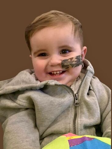 شريط لاصق مسبق القطع لأنبوب أنفي معدي أو أنبوب أكسجين × 24 قطعة من القماش القطني والأقواس in Kuwait