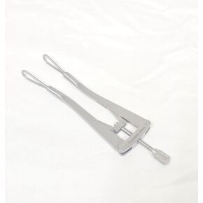 كمامة فم القوارض قابلة للتعديل من الفولاذ المقاوم للصدأ بطول 12 سم وفتحة خد القوارض 4 بوصات لفتحات فم الثدييات الصغيرة في طب الأسنان والتي تم تصميمها لتكون سهلة الاستخدام لجميع الأطباء البيطريين. in Kuwait