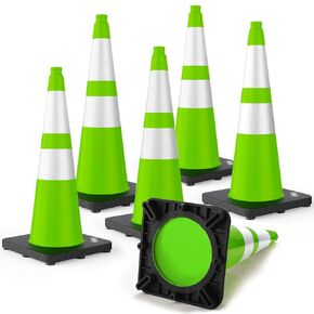 BATTIFE Traffic Cones with Black Weighted Base, PVC Safety Cones for Traffic Control, Construction Events, Driveways, and Parking Lots (28 Inch, Blue, 6 Pack) in Kuwait