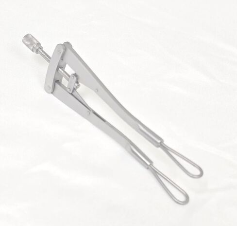 كمامة فم القوارض قابلة للتعديل من الفولاذ المقاوم للصدأ بطول 12 سم وفتحة خد القوارض 4 بوصات لفتحات فم الثدييات الصغيرة في طب الأسنان والتي تم تصميمها لتكون سهلة الاستخدام لجميع الأطباء البيطريين. in Kuwait