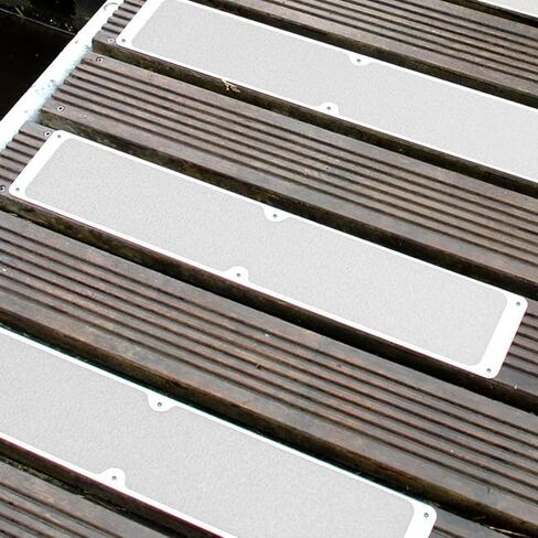 Flat Anti-Slip Plate – 4.5" x 25", Clear Grit, Aluminum Base, Heavy-Duty Step Safety Plate, Weatherproof, OSHA, NFSI & CoF Compliant in Saudi Arabia