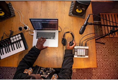Zoom V3 Vocal Processor with Harmony, Pitch Correction, Reverb & Delay, USB Audio Interface & XLR Mic Input Bundle in Saudi Arabia