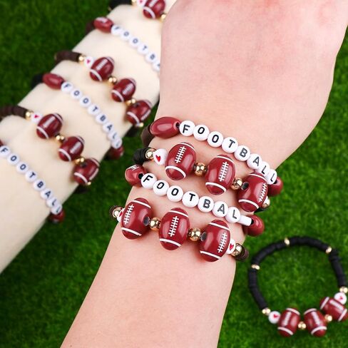 40 مجموعة من أساور كرة القدم، هدايا الحفلات الرياضية، أساور ساحرة، خرز كرة القدم بكميات كبيرة مع بطاقة ملهمة قابلة للتعديل، مستلزمات مجوهرات سوار من الطين للاعبي مجموعة الفريق، هدايا عيد الحب in Kuwait