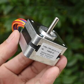 42MM 2-Phase 4-Wire Hybrid Step Stepper Motor 5mm Shaft 1Pcs in Saudi Arabia