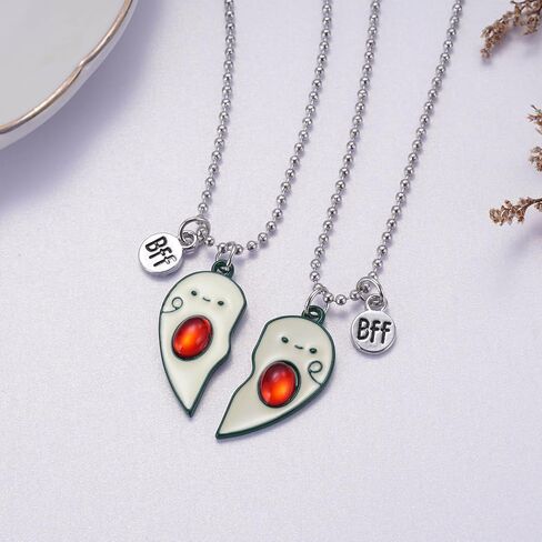 رالوكيا مجموعة قلادات صداقة على شكل قلب من الافوكادو مكونة من قطعتين، هدية مضحكة لصديقك المقرب، قلادات متطابقة لاثنين من محبي الافوكادو، هدية نباتية نباتية، مقاس M، معدن، غير معروف in Kuwait