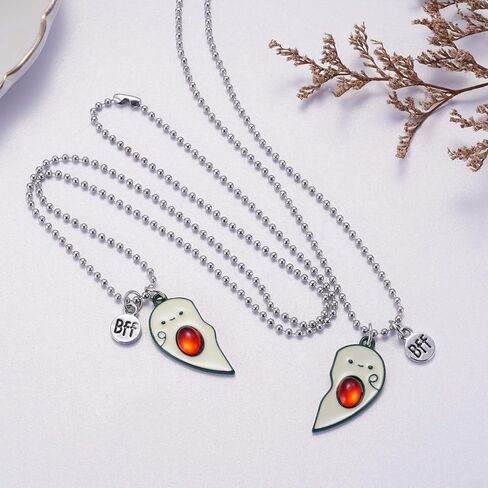 رالوكيا مجموعة قلادات صداقة على شكل قلب من الافوكادو مكونة من قطعتين، هدية مضحكة لصديقك المقرب، قلادات متطابقة لاثنين من محبي الافوكادو، هدية نباتية نباتية، مقاس M، معدن، غير معروف in Kuwait