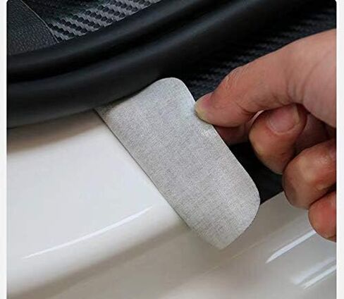 4 قطع واقي عتبة باب السيارة عاكس 4D من ألياف الكربون لتزيين باب الدخول وواقي عتبة الباب وملصقات لوحة جرجر متوافقة مع كيا (أبيض) in Kuwait