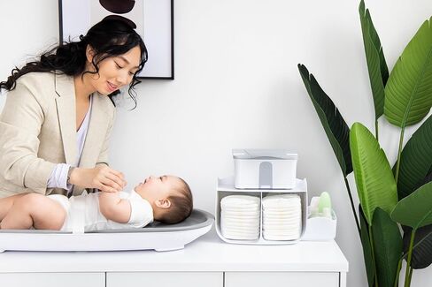 منظم علبة الحفاضات من أوبي، يخزن حفاضات الأطفال والمناديل المبللة وإكسسوارات الأطفال، أبيض in Kuwait