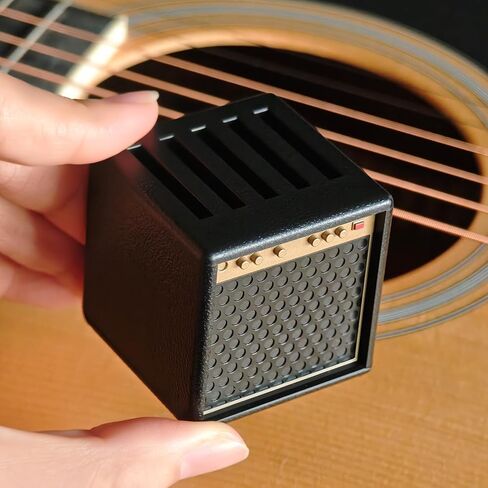 حقيبة اختيار الجيتار، حقيبة عرض اختيار الجيتار، تصميم مضخم الجيتار من الجلد الصناعي مع مجموعة 5 × 0.028 بوصة (ألوان عشوائية). مختارات منظم الأدراج. هدية عيد الميلاد لعشاق الجيتار. in Kuwait