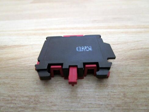 Contact Block Lot Of 2 in Kuwait