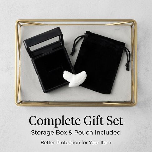 نسخة طبق الأصل من أسنان قرش النمر، مظهر أحفوري واقعي مع لمسة نهائية لؤلؤية قزحية، حرفة طبيعية صديقة للبيئة، تأتي مع صندوق هدايا أسود وحقيبة مخملية in Kuwait