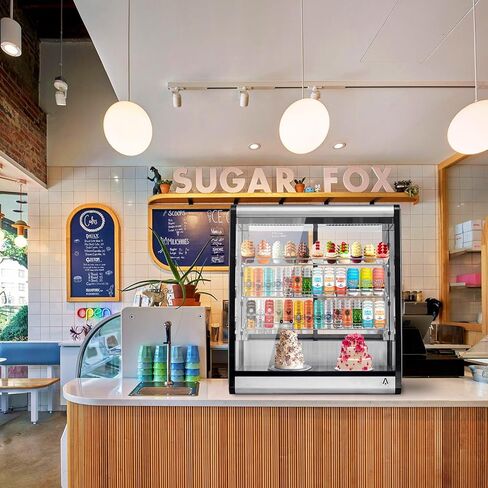 Commercial Refrigerated Display Case, 196L Glass Door Countertop Refrigerator with Double Layer Tempered Glass, 110V for Restaurants, Cafes, Stores, Black in Kuwait