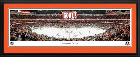 Anaheim Ducks - حصيرة مزدوجة، صورة مؤطرة فاخرة من Blakeway Panoramas (44 بوصة عرض × 18 بوصة ارتفاع) in Saudi Arabia