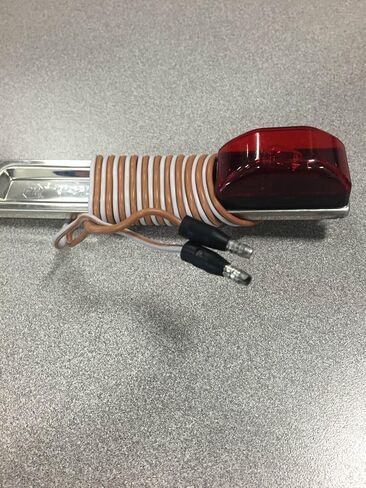 شريط إضاءة تعريف غاطس أحمر 5110575 من Shorelander لمقطورات القوارب in Kuwait