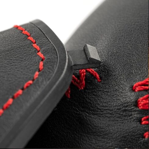 مقابض يد جلدية من راديوماستر زورو باللون الأسود in Kuwait