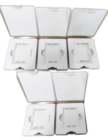 Standard Roughness Calibration Block Sets Square Wave 5 pcs RA 0.1,0.4,0.8,1.6,3.2μm Five Blocks Plates Multi-Engraved Lines Standard Roughness Calibration Sample for Surface Roughness Gauge in Kuwait