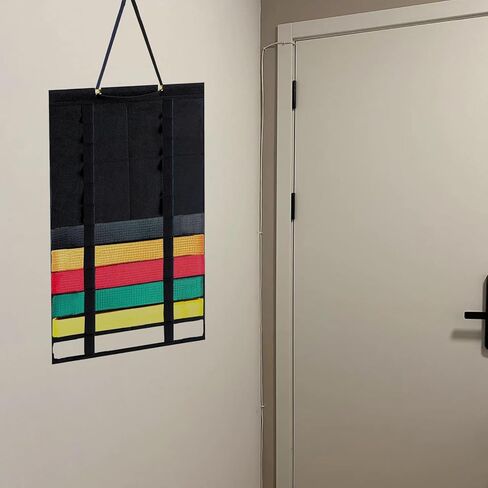 حامل عرض حزام الكاراتيه 12 حزامًا من Endysis - حامل معلق قابل للتعديل للتايكوندو والفنون القتالية | تصميم أنيق بحبل، مثالي للدوجو والمنازل in Kuwait