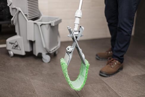 Unger Commercial SmartColor MicroMop 15.0, 16" Wet Dry Microfiber Mop Pad, Reusable - Heavy-Duty Floor Cleaning for Stone & Tile Floors, Green - MM400 in Saudi Arabia