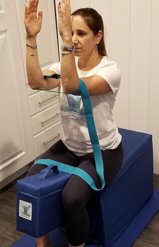 كتلة إسفنجية صغيرة خالية من الألم في وضعية البحر/وسادة وحزام أكوا للشفاء/حزمة حزام يوجا - كتلة محسنة تحطم الرقم القياسي - مع مقبض عملي وسحاب مقاوم للماء - أفضل حزام مع إبزيم بلاستيكي قوي. in Kuwait