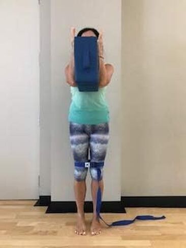 كتلة إسفنجية صغيرة خالية من الألم في وضعية البحر/وسادة وحزام أكوا للشفاء/حزمة حزام يوجا - كتلة محسنة تحطم الرقم القياسي - مع مقبض عملي وسحاب مقاوم للماء - أفضل حزام مع إبزيم بلاستيكي قوي. in Kuwait