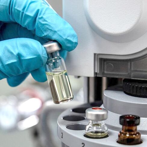 قارورة ALWSCI 2ML لأخذ العينات التلقائية، قارورة شفافة مجعدة للرقبة ND11 وقارورة HPLC بحجم 2 مل 8 مم in Saudi Arabia