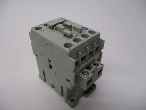 ALLEN BRADLEY 100-C23D10 SERIES C CONTACTOR in Saudi Arabia