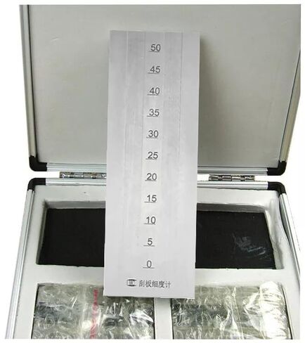 Precision Grindometer Scraper Fineness Meter with Double Groove Scale Range 0-50μm Indexing Value 2.5μm Recommended Range <30μm Inclination of Groove 1:2000 in Saudi Arabia