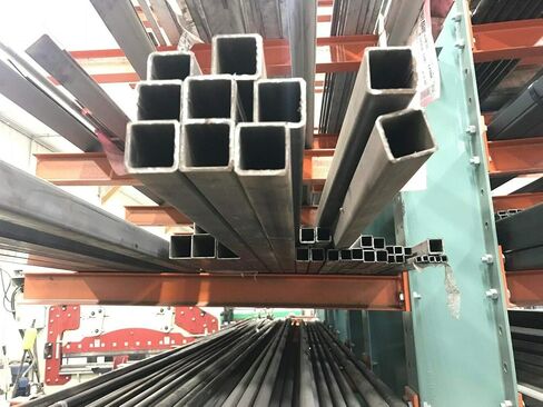 2-1/2"X 1/4" جدار A500 أنبوب مربع 12 بوصة قطعة in Saudi Arabia