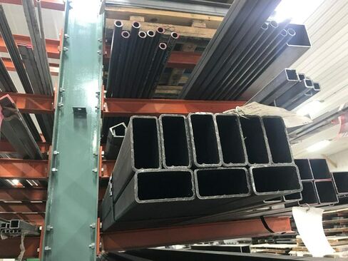 2-1/2"X 1/4" جدار A500 أنبوب مربع 12 بوصة قطعة in Saudi Arabia