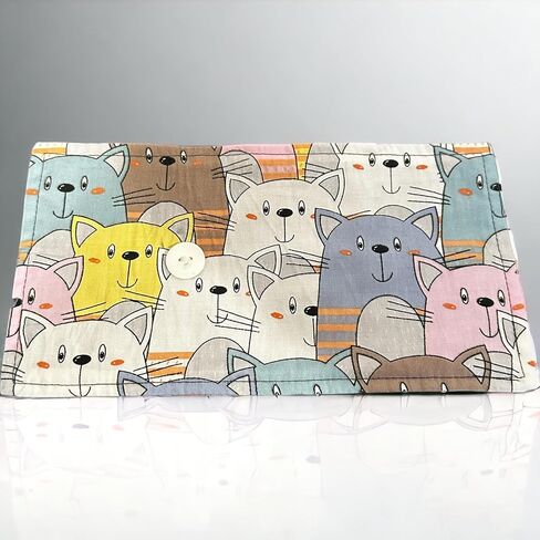 حقيبة قابلة للطي لحامل علبة أقلام التلوين من On the Go Crayons، تحمل من 9 إلى 18 لونًا مفضلاً، مثالية لإبقاء أطفالك منظمين وملهمين ومستمتعين - تتضمن 8 ألوان شمع! صناعة يدوية أمريكية (دينو، صغير) in Kuwait