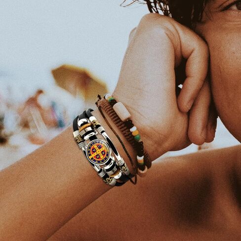 2 قطعة سوار سان بينيتو للرجال يتوهج في الظلام سوار متقاطع سانت بنديكت متعدد الطبقات من الجلد أزرار إطباقية مضفرة للأب والابن والزوج والأزواج مجوهرات in Kuwait