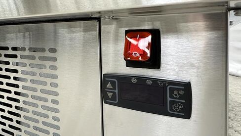 Commercial Refrigerator Open Air Merchandiser Slope 40" Wide Grab And Go Display Cooler CF380 in Kuwait