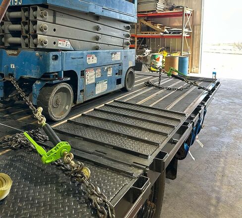 Mytee Products 4 Pack Chain Load Binder Kit - 5/16"-3/8" Quick Ratchet Folding Load Binder with Grab Hook 7,100 lbs WLL & 4 Pack 5/16"x20' G70 Transport Tow Chain 4,700 lbs WLL, Tie Down for Hauling in Kuwait