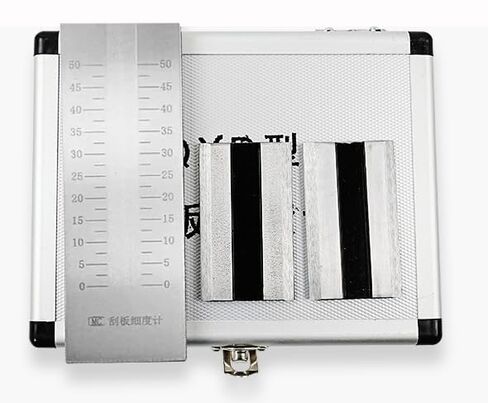 مقياس دقة الطحن بقناة واحدة دقة مقاييس الطحن المزودة بمكشطتين نطاق المقياس 0-50 ميكرومتر قيمة الفهرسة 2.5 ميكرومتر ميل الأخدود 1:2000 in Kuwait