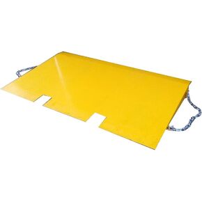 49'' x 86'' Shipping Container Loading Ramps 16,000lbs Loading Capacity Heavy Duty Cargo Container Ramp w/Two Chains in Saudi Arabia
