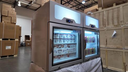 فريزر مشروبات صغير تجاري، تجميد عرض كونترتوب بباب زجاجي وفريزر دينك للتاجر المدمج لمتجر بار المطاعم، موافقة ETL، عرض 22.5 بوصة، 3.5 قدم مكعب in Kuwait