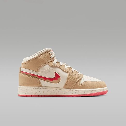 طائرة AIR JORDAN 1 MID SE (GS) "DESERT/FUSION RED-PALE IVORY" in Saudi Arabia