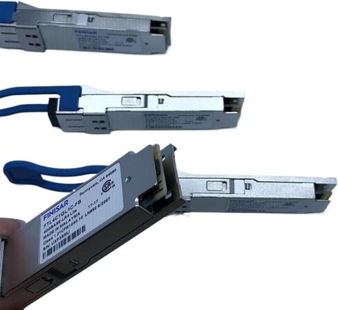 وحدة الألياف البصرية QSFP 40G 2KM FTL4C1QL1C-FB in Kuwait