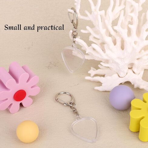 2pcs Guitar Pick Holder Keychains, Plastic and Alloy Heart-Shaped Pick Display Case Keychain Musical Instrument Display Supplies for Musicians Guitarists & Music Enthusiast in Saudi Arabia