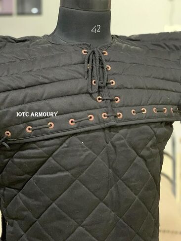 زي درع معطف سميك مبطن من القرون الوسطى - زي درع مسرح الأدوار in Kuwait