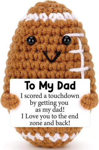 هدايا كرة قدم كروشيه صغيرة مضحكة للأب من ابنته، هدايا عيد الحب المصنوعة يدويًا من الكروشيه للأب خطوة الأب، هدية أنا أحبك يا أبي لعيد الأب عيد الفصح عيد الميلاد ديكور صغير in Kuwait