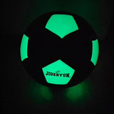 كرة القدم، كرة القدم المتوهجة في الظلام مقاس 4/ 5، هدايا كرات كرة القدم المضيئة المتوهجة للرجال والنساء للتدريب على كرة القدم في الأماكن المغلقة أو الهواء الطلق (أبيض وأزرق، مقاس 5) in Kuwait