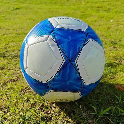 كرة القدم، كرة القدم المتوهجة في الظلام مقاس 4/ 5، هدايا كرات كرة القدم المضيئة المتوهجة للرجال والنساء للتدريب على كرة القدم في الأماكن المغلقة أو الهواء الطلق (أبيض وأزرق، مقاس 5) in Kuwait