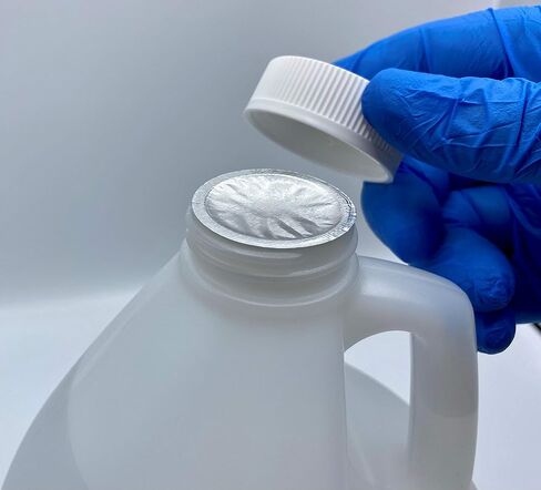 كحول الأيزوبروبيل - IPA 70% (4-1 جالون) عالي النقاء IPA - صنع في الولايات المتحدة الأمريكية in Kuwait