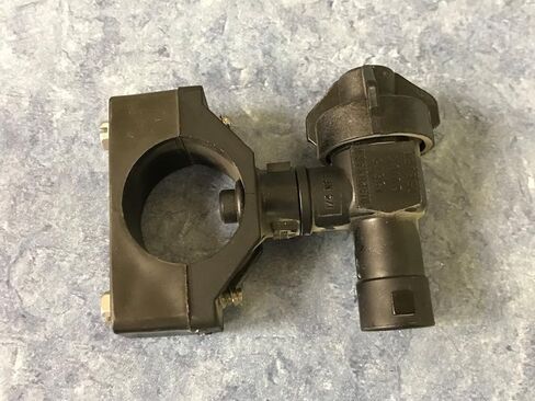 TeeJet QJ22187-1-NYB Quick Split Eyelet Right Angle in Kuwait